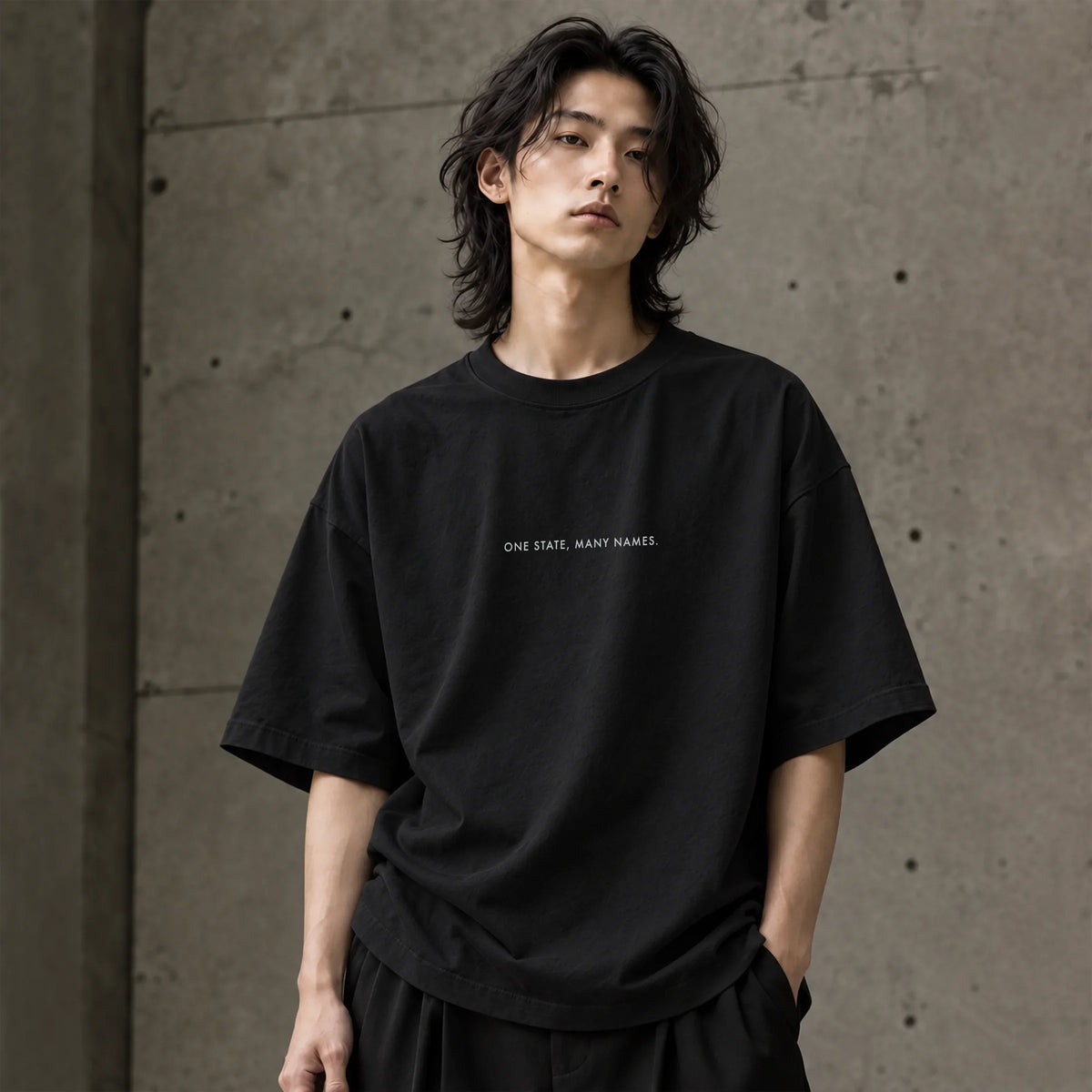 ONE STATE, MANY NAMES Oversized Heavyweight T-Shirt