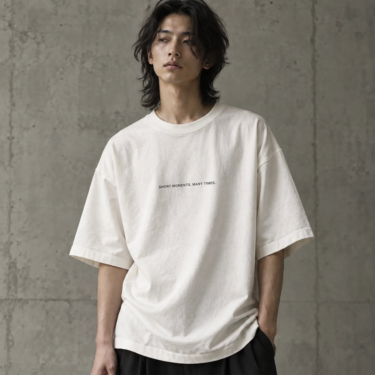 SHORT MOMENTS. MANY TIMES. Oversized Heavyweight T-Shirt
